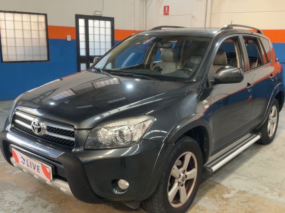 Frontal izquierda