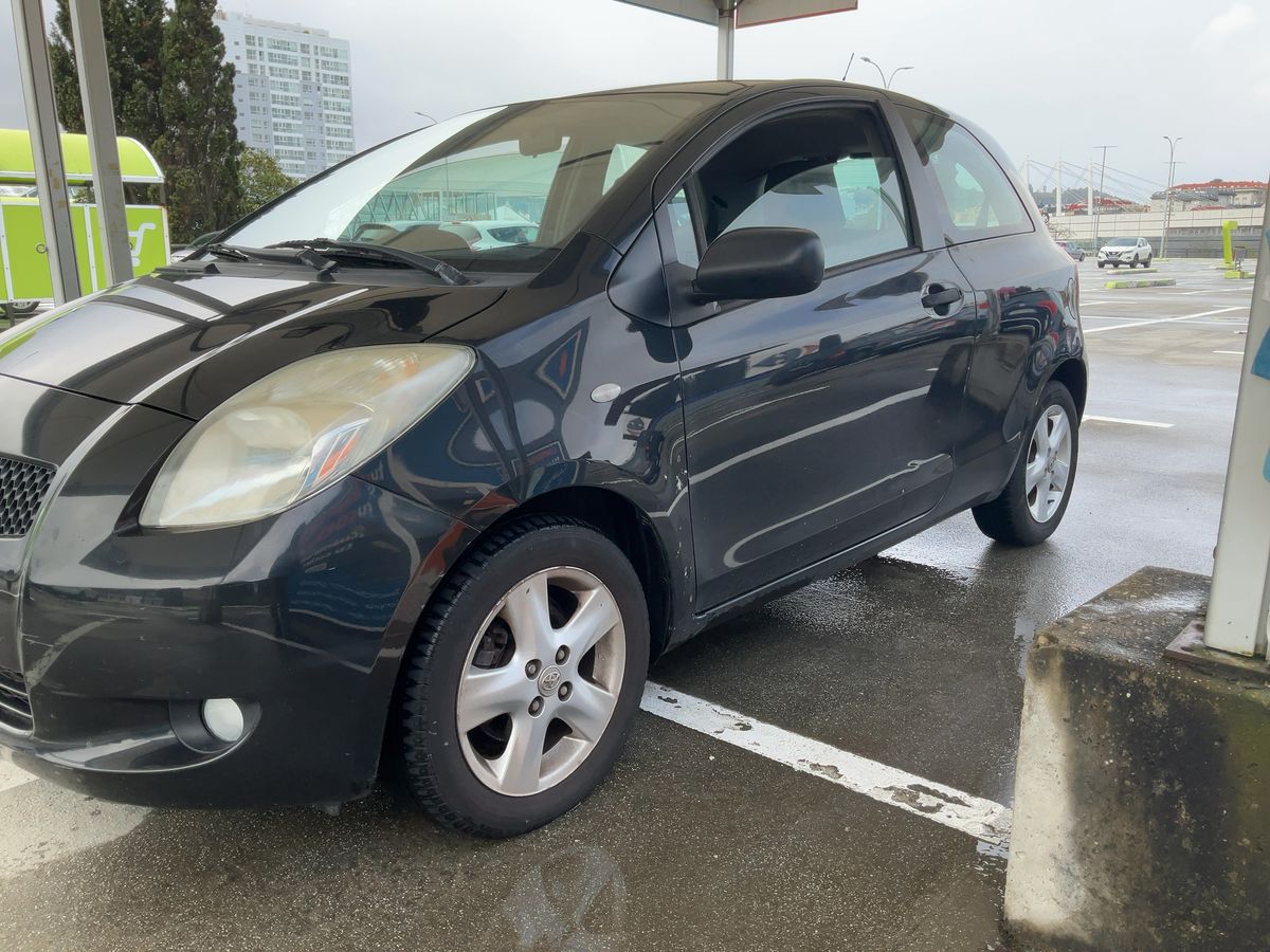 Lateral delantero izquierdo