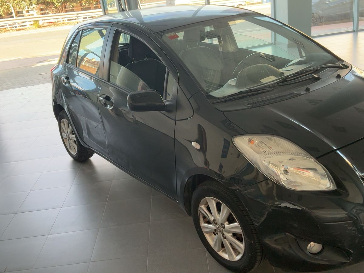 Lateral delantero derecho