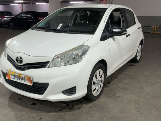 Frontal izquierda