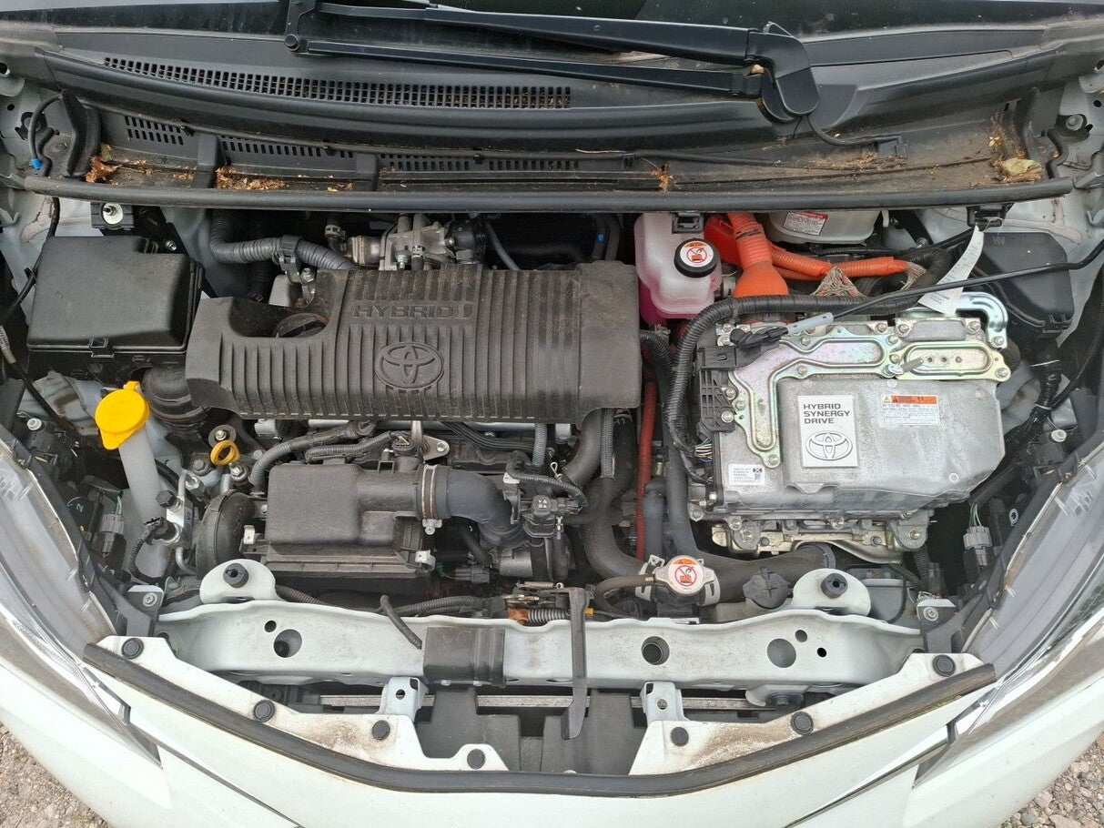 Toyota Yaris 1.5 Dual-VVT-i Hybrid Y20 Team D Kamera LM 129990415 11