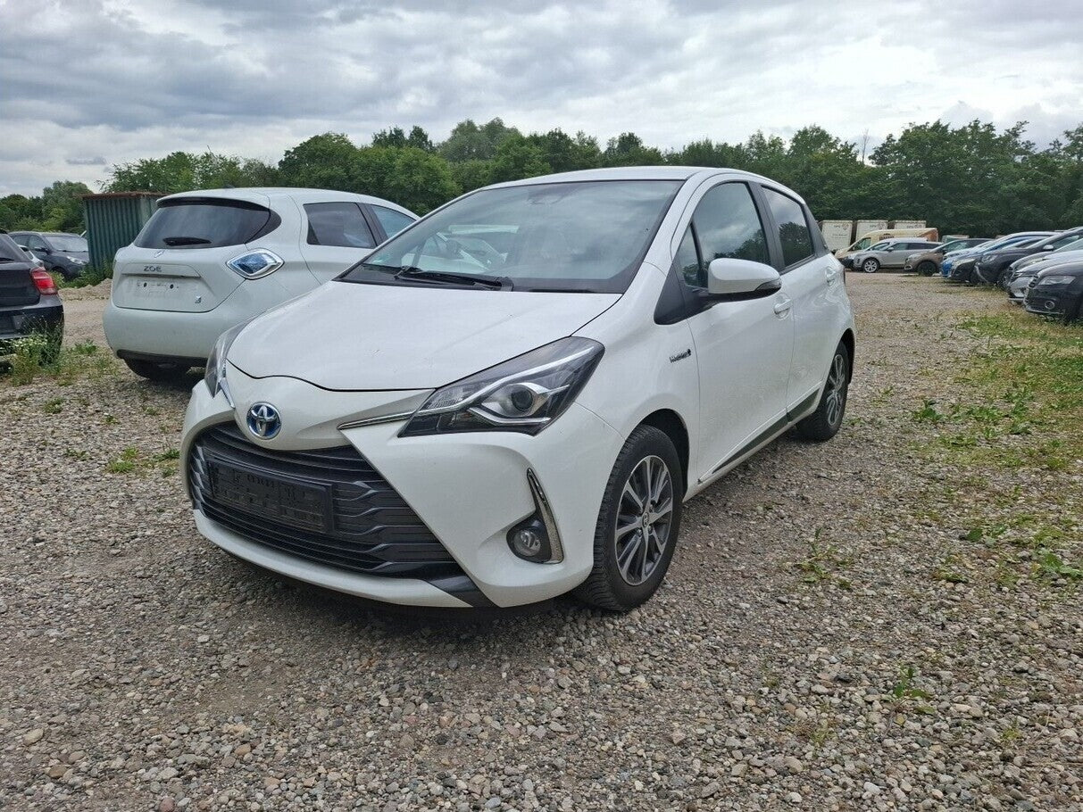 Toyota Yaris 1.5 Dual-VVT-i Hybrid Y20 Team D Kamera LM 129990415 0