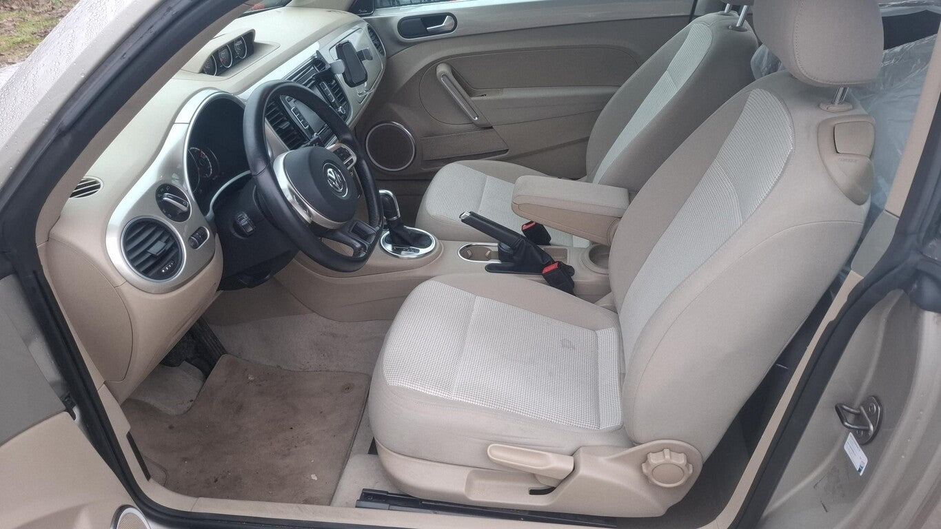 Volkswagen Beetle 1.2 TSI DSG Design Navi SHZ GRA PDC Clima 142539558 5