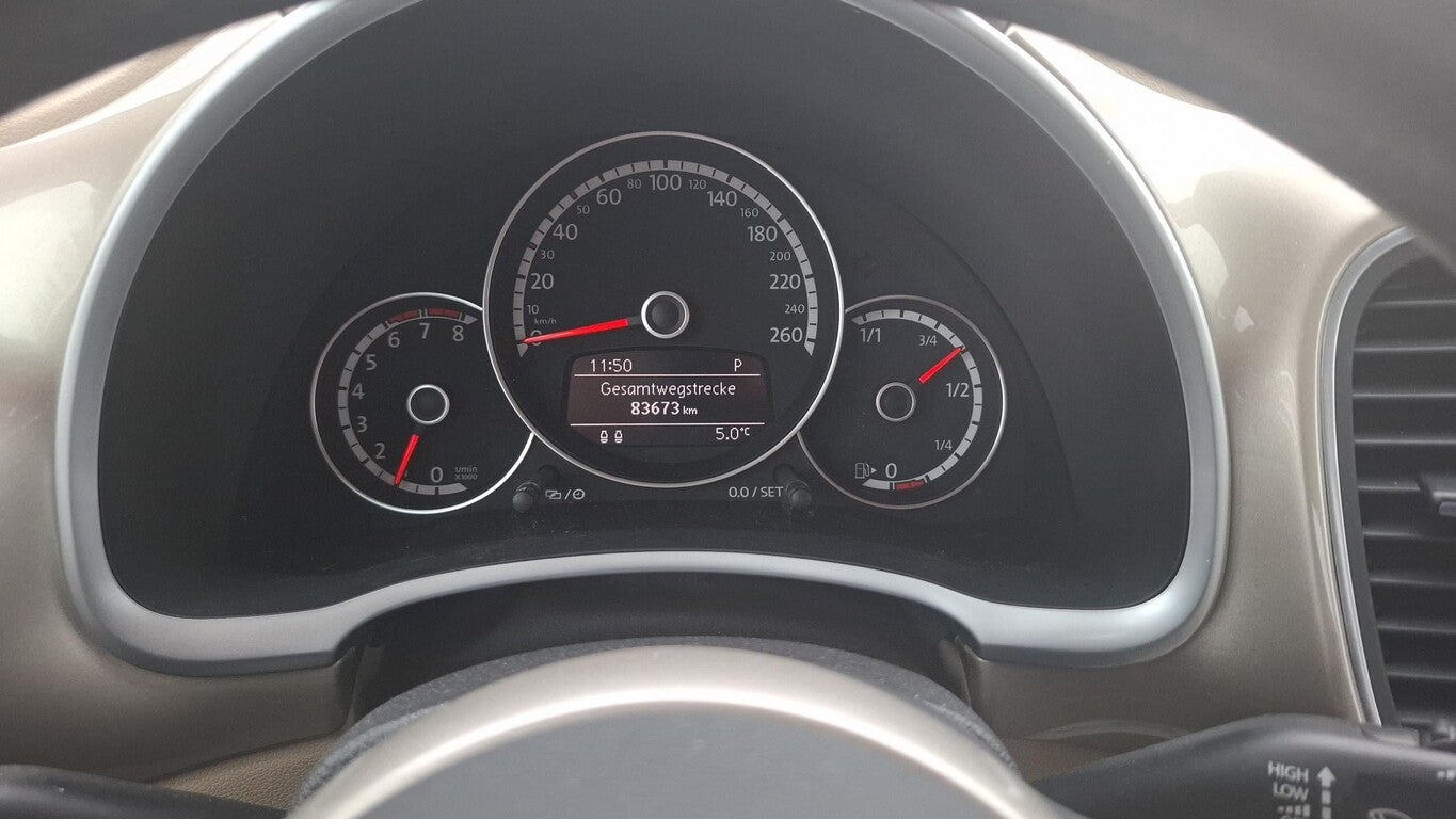 Volkswagen Beetle 1.2 TSI DSG Design Navi SHZ GRA PDC Clima 142539558 4