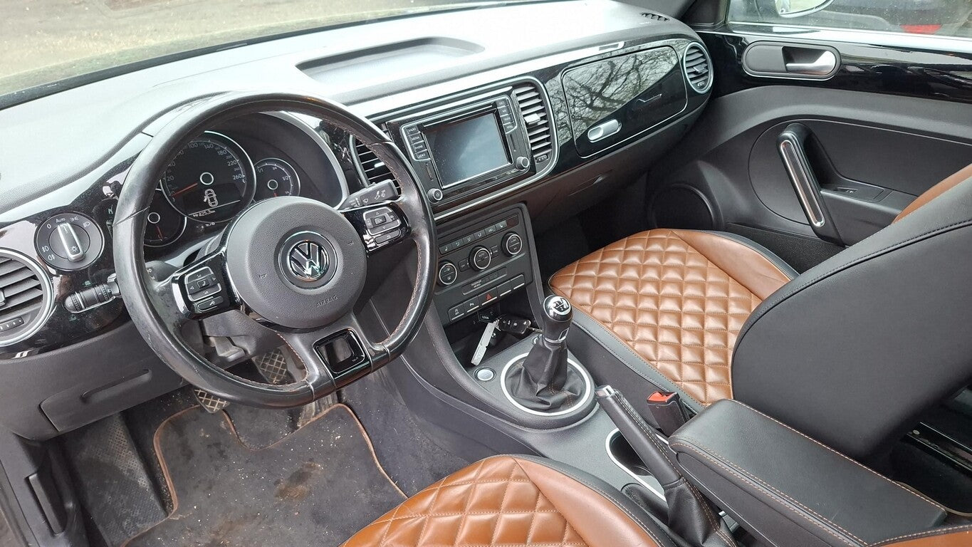 Volkswagen Beetle 1.2 TSI Design Navi Bi-Xen 2xPDC Keyl RFK 162000656 6