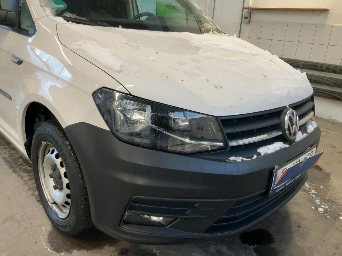 Lateral delantero derecho