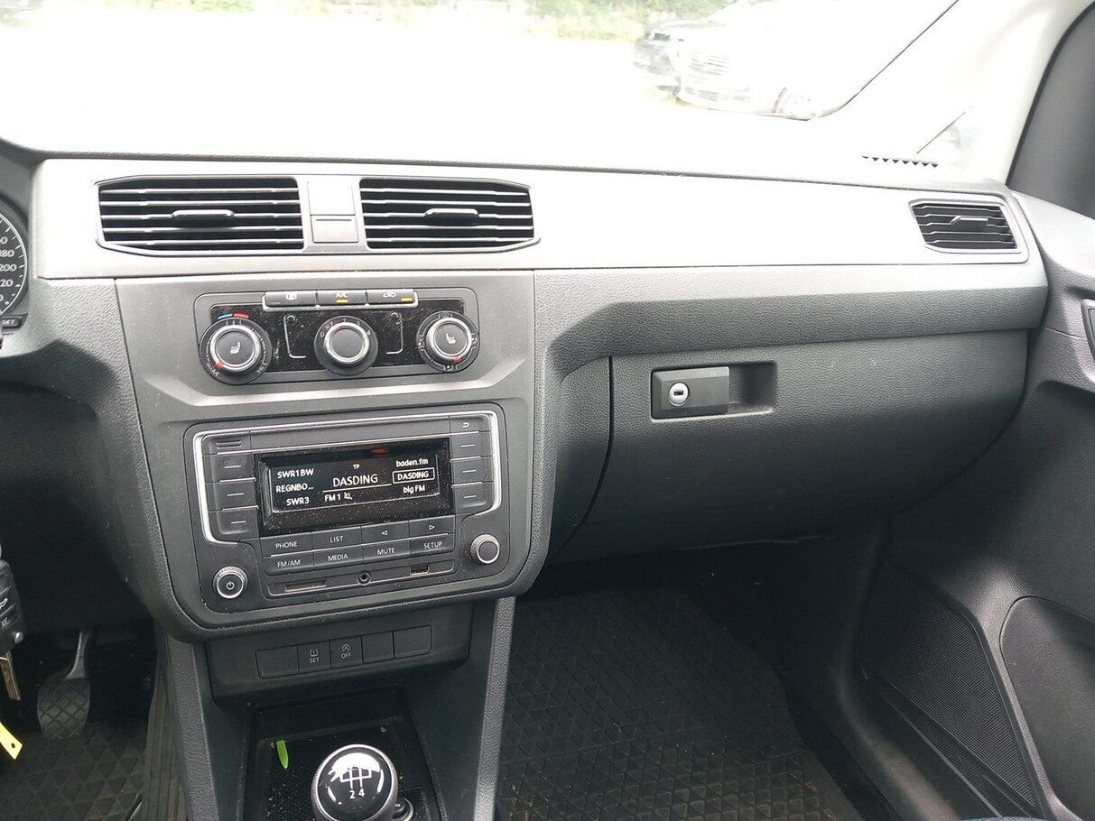 Volkswagen Caddy 1.2 TSI BMT Klima PDC SHZ GRA FrontAss 139038606 7