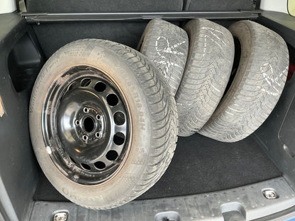 Secondary wheel set