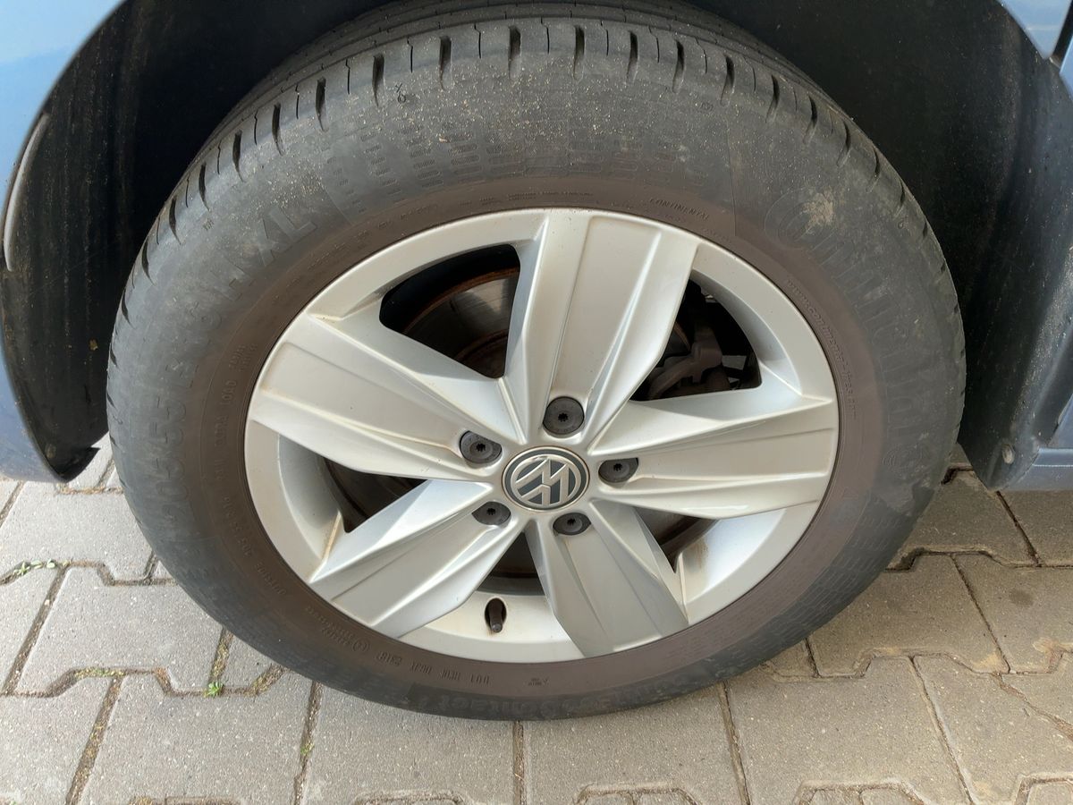 Rear right tire
