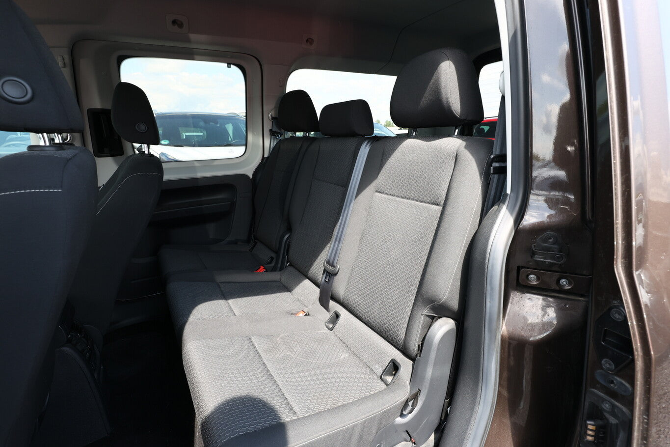 Volkswagen Caddy Maxi 1.4 TSI 130 Trendline AHK SHZ PDC  119176611 9
