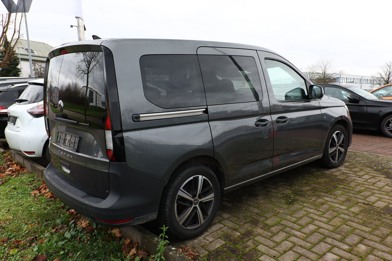 Volkswagen Caddy 2.0 TDI 75 Pano AHK PDC SHZ LM17Z 94218840 2