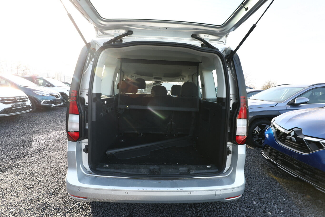 Volkswagen Caddy 2.0 TDI 102 Life Nav ACC PDC SHZ Kam 16Z  144444623 10