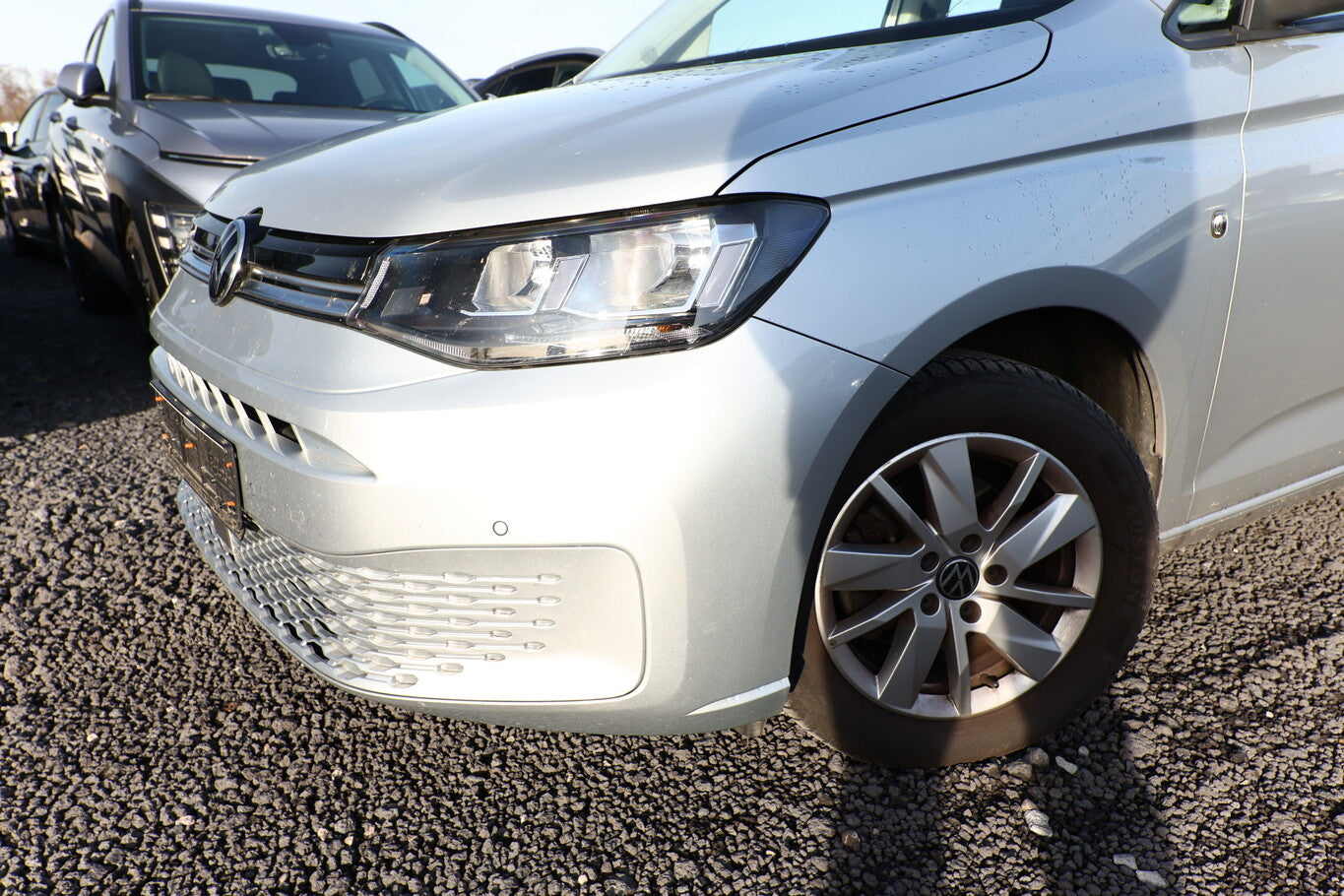 Volkswagen Caddy 2.0 TDI 102 Life Nav ACC PDC SHZ Kam 16Z  144444623 4