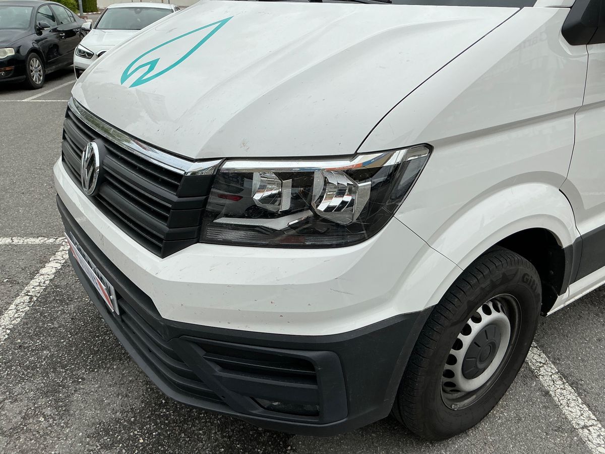 Lateral delantero izquierdo