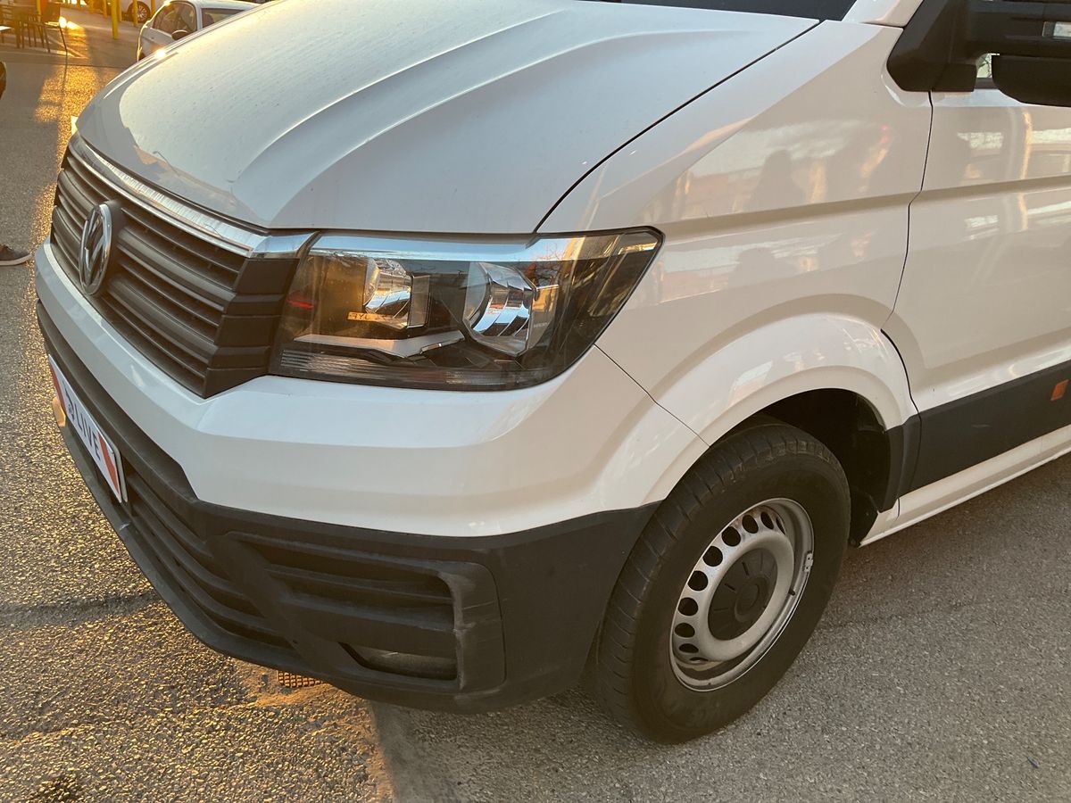 Lateral delantero izquierdo