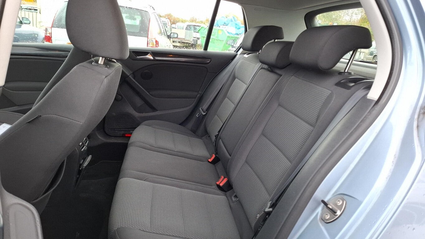 Volkswagen Golf VI 1.4 TSI CL PDC Climatic ALS RCD 310 140714560 7