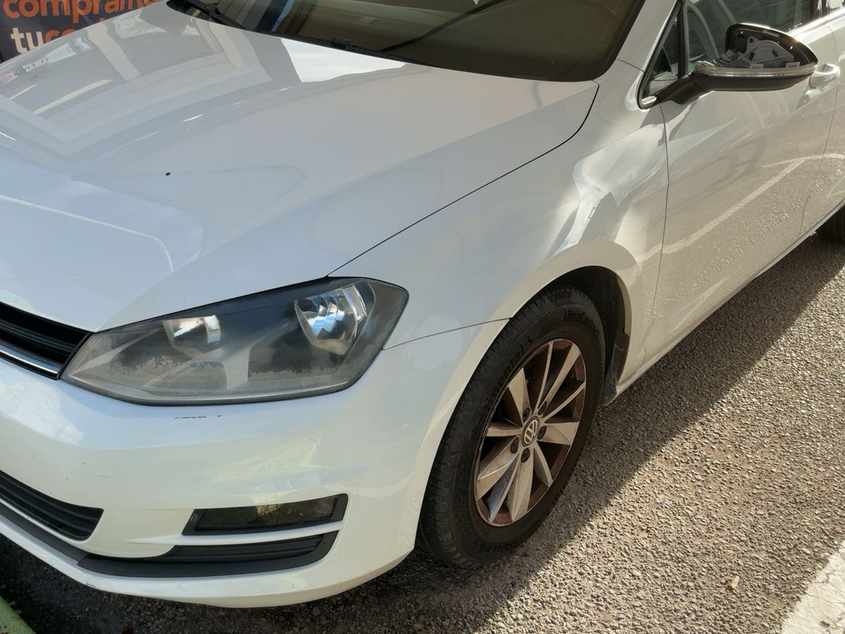 Lateral delantero izquierdo