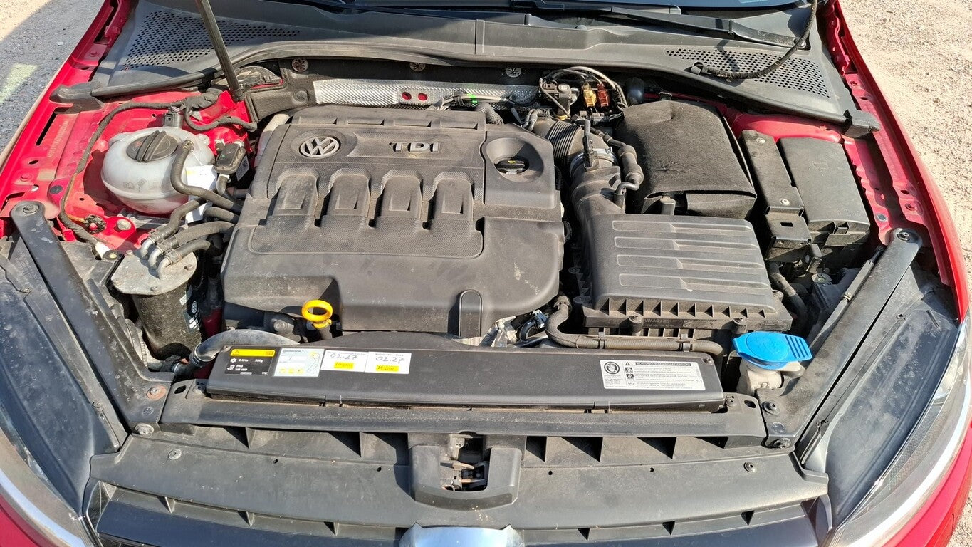 Volkswagen Golf VII 2.0 TDI Highline Navi Pano Teilleder 133106342 14