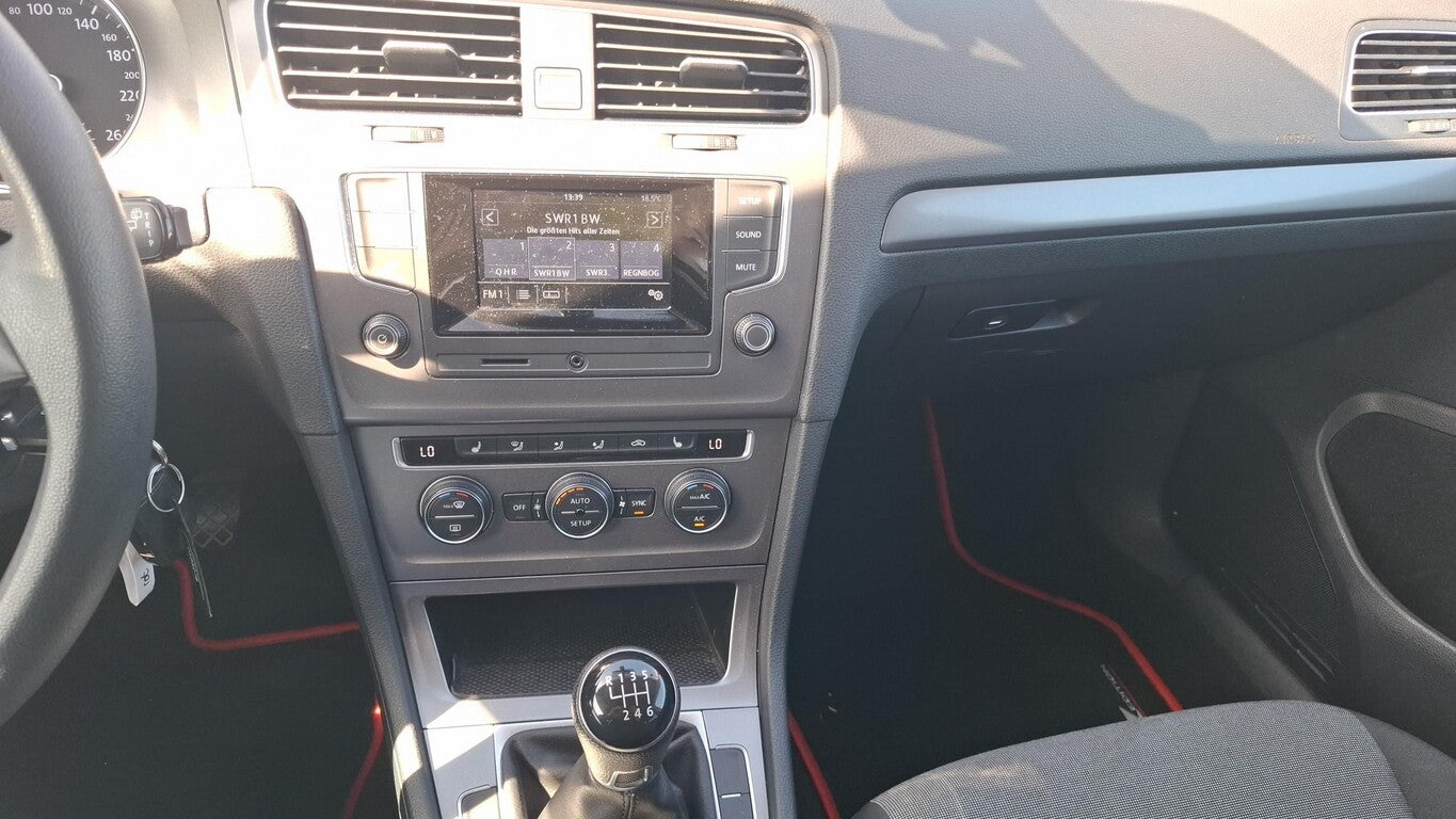 Volkswagen Golf VII Variant 1.2 TSI Climatr SHZ CompTouch 169179348 8