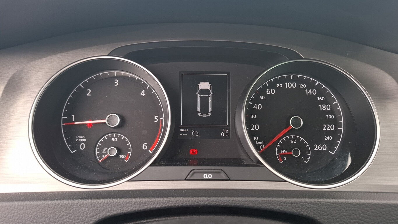 Volkswagen Golf VII Variant 1.6 TDI 4M CL Climatr LM PDC 166486201 5