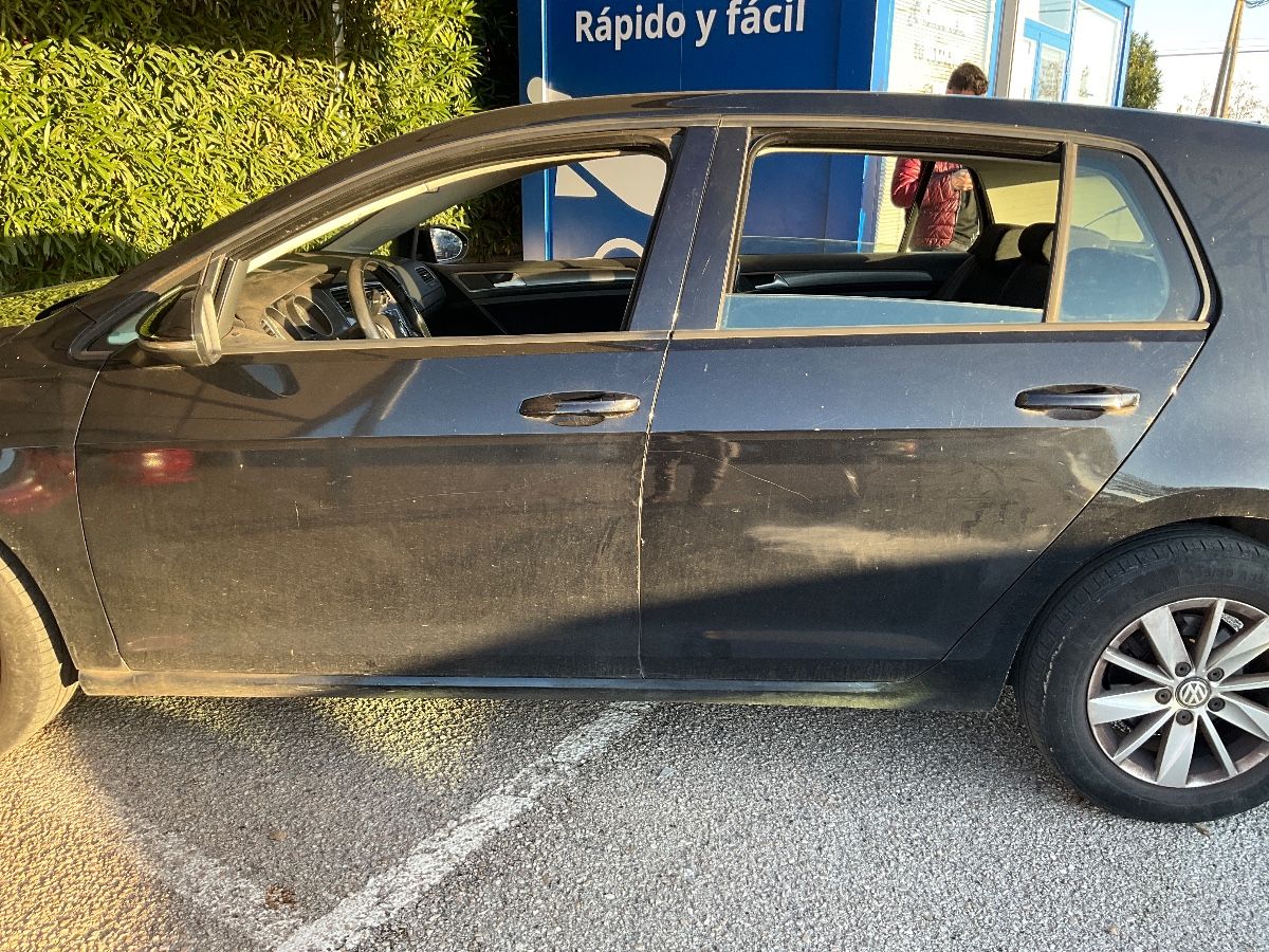 Exterior izquierda