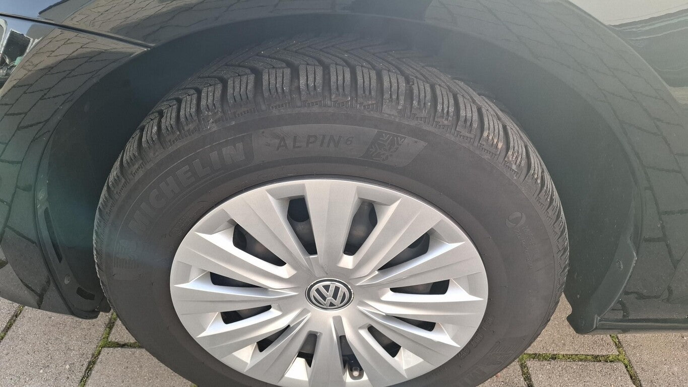 Volkswagen Golf VII Variant 1.2 TSI Trendl. Climatr. App-Co 146019990 10