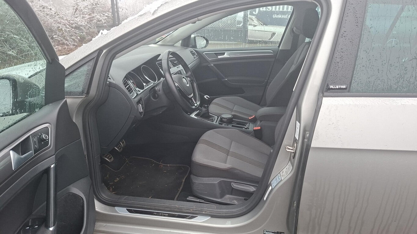 Volkswagen Golf VII Variant 1.6 TDI Allstar LM Navi SHZ 151986243 4