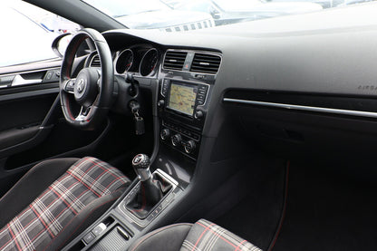 Volkswagen Golf VII 2.0 GTI Performance 230 Nav SHZ PDC AHK 124609947 8
