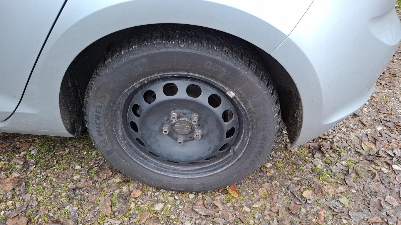 Volkswagen Golf VII 1.4 TSI Lounge Navi PDC LM Climatr GRA 143629479 10