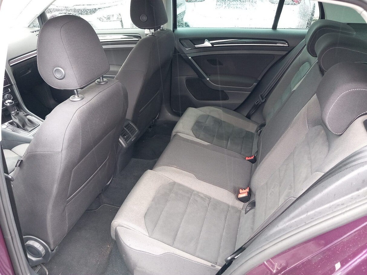 Volkswagen Golf VII 1.5 TSI 150 Highline Pano AHK ACC Nav 140303442 6