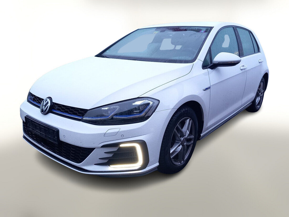 Volkswagen Golf VII 1.4 TSI 204 DSG GTE LED Nav PDC SHZ 16Z 156577606 0