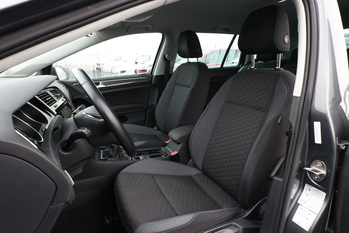 Volkswagen Golf VII Variant 1.0 TSI 116 Join Nav PDC AppCo  108936115 5