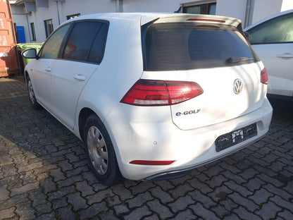 Volkswagen Golf VII e-Golf LED Nav PDC ACC SHZ AppCo LM16Z 163915938 3