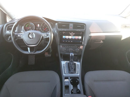 Volkswagen Golf VII e-Golf LED Nav PDC ACC SHZ AppCo LM16Z 163915938 4