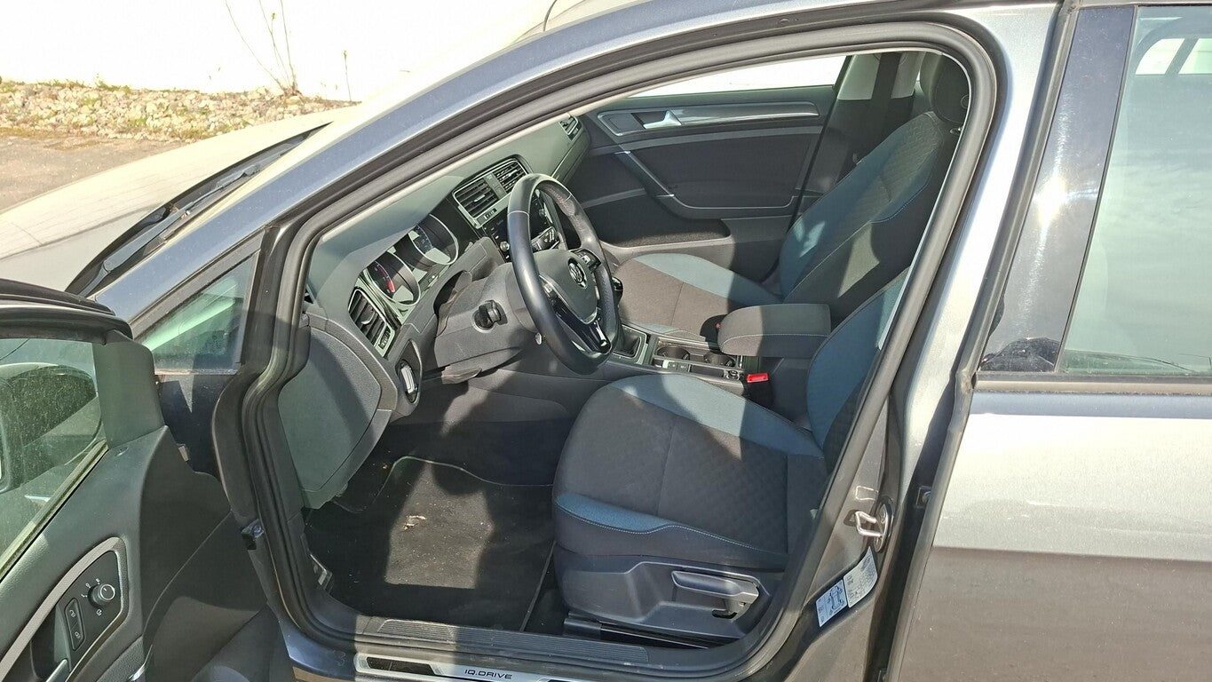 Volkswagen Golf VII 1.5 TSI IQ.DRIVE LED Nav Kamera ParkAss 167574497 4