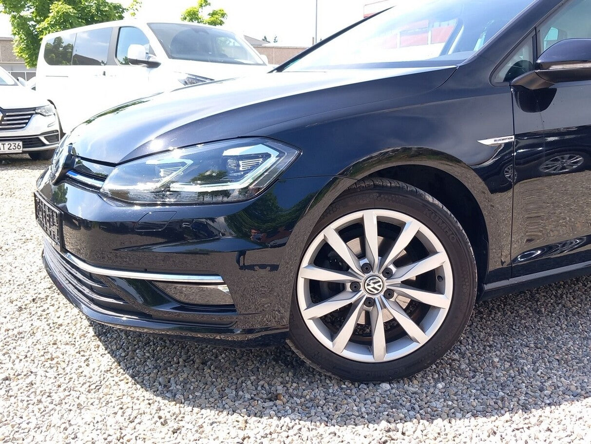 Volkswagen Golf VII 1.5 TSI 130 Highline LED Nav PDC ACC 122613209 1