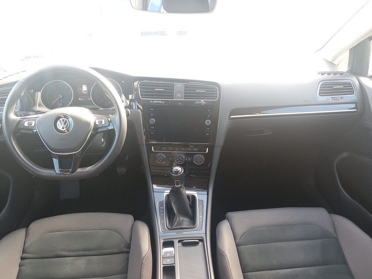 Volkswagen Golf VII 1.5 TSI 150 Highline LED Nav ACC PDC 140214371 4