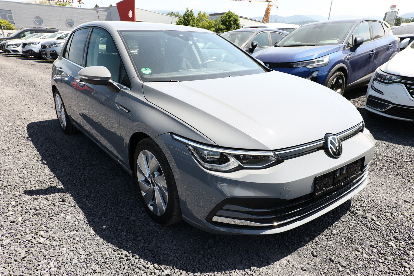 Volkswagen Golf VIII 1.5 eTSI 150 DSG Style LED Nav PDC SHZ 122037470 1