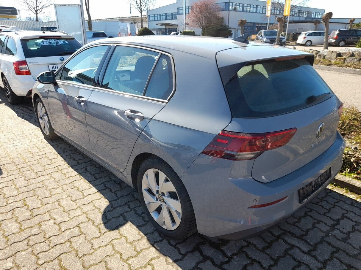 Volkswagen Golf VIII 2.0 TDI 115 Life Nav StandH SHZ DCC  119158942 5