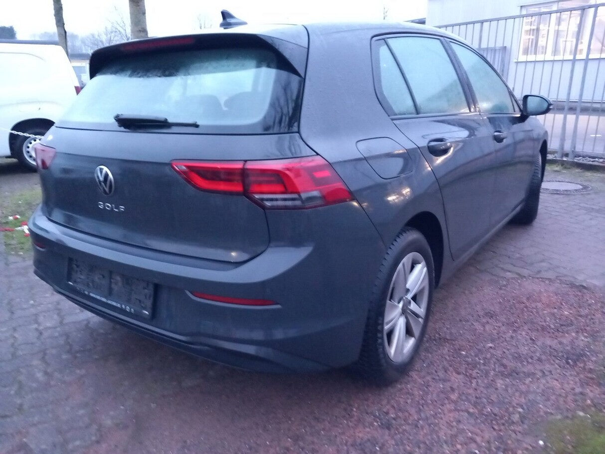 Volkswagen Golf VIII 1.5 TSI 130 Life LED PDC Nav AppCo ACC 162000573 2