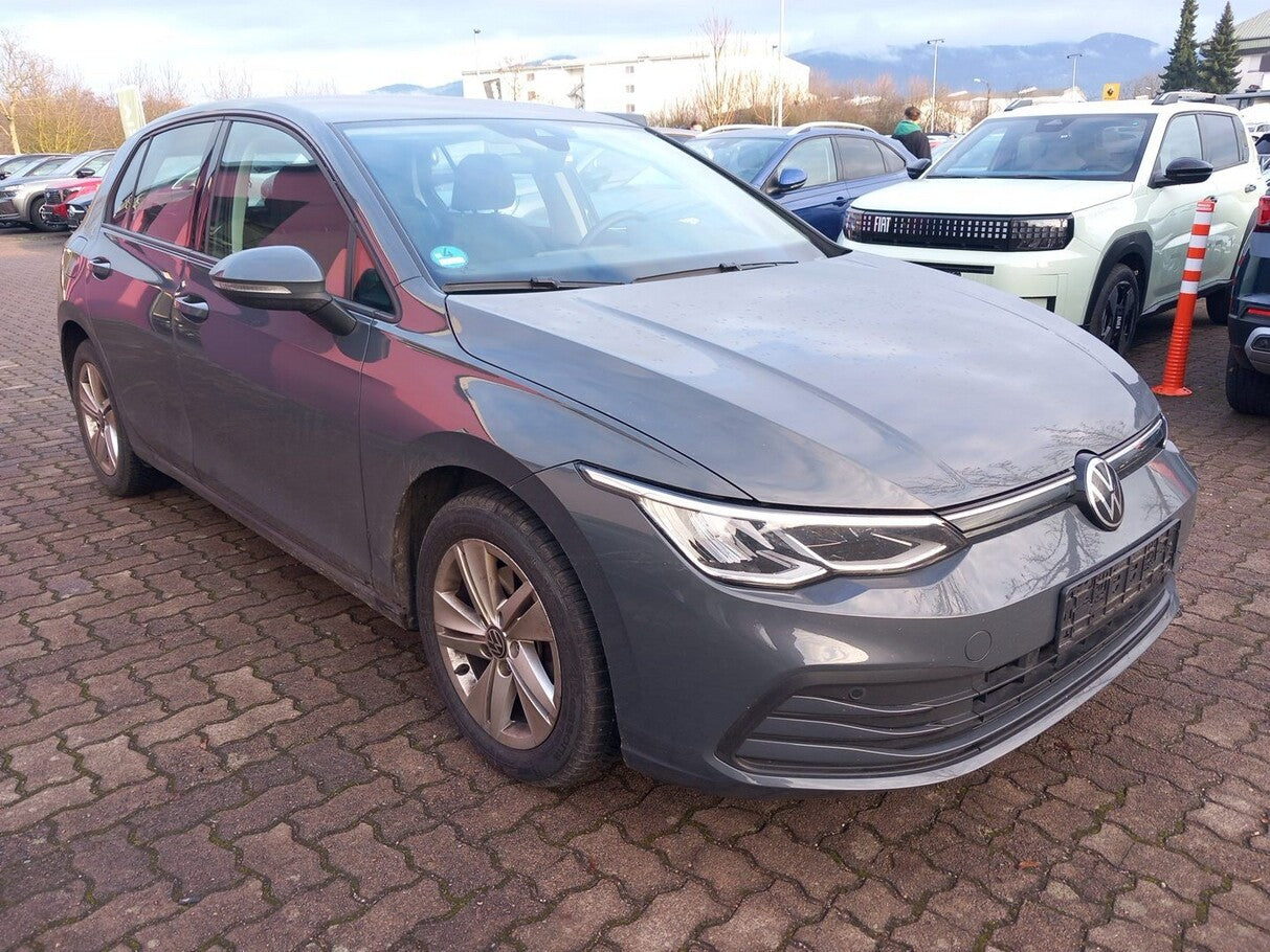 Volkswagen Golf VIII 1.5 eTSI 150 DSG Life LED Nav ACC SHZ 145776672 1