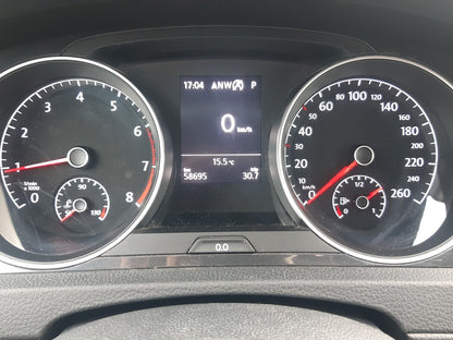 Volkswagen Golf VII 1.5 TSI DSG CL Navi SHZ ACC Climatr PDC 97983836 5
