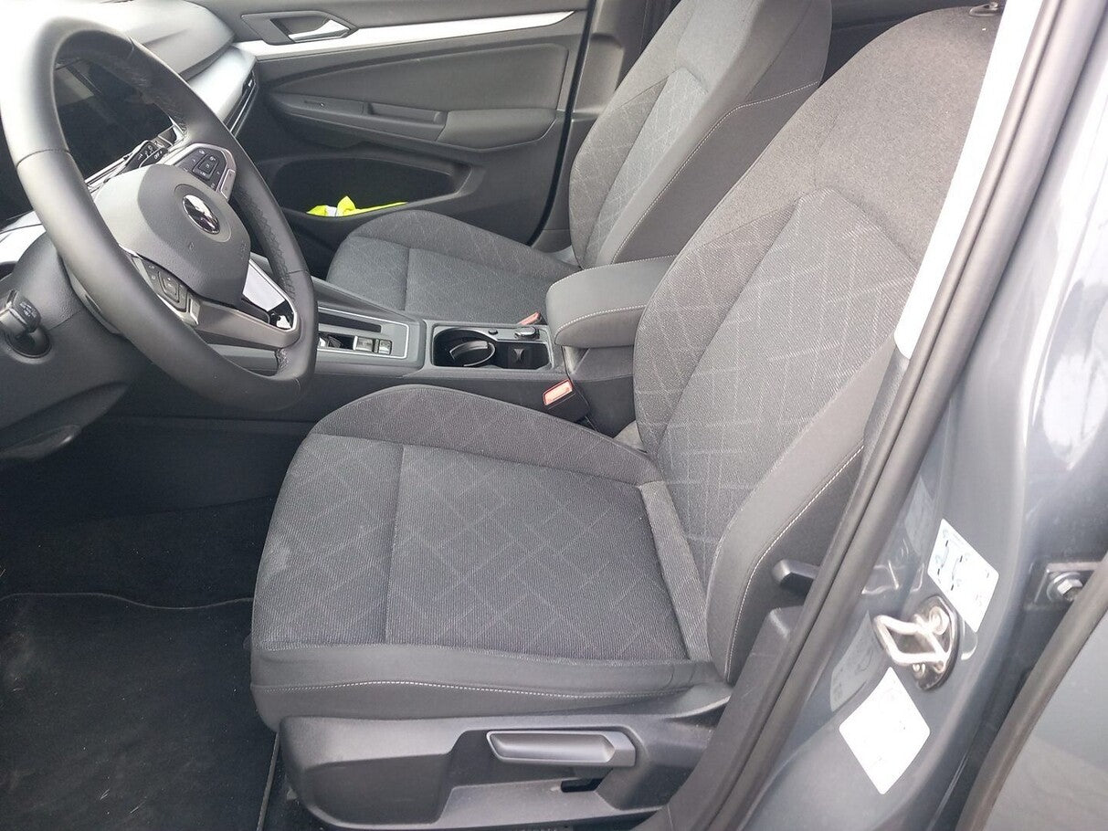Volkswagen Golf VIII 1.5 eTSI 150 DSG Life LED Nav ACC SHZ 145776672 5