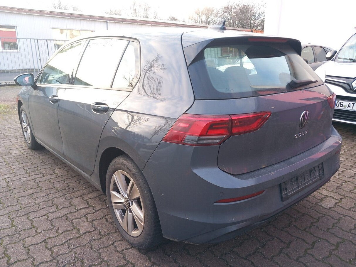 Volkswagen Golf VIII 1.5 eTSI 150 DSG Life LED Nav ACC SHZ 145776672 3