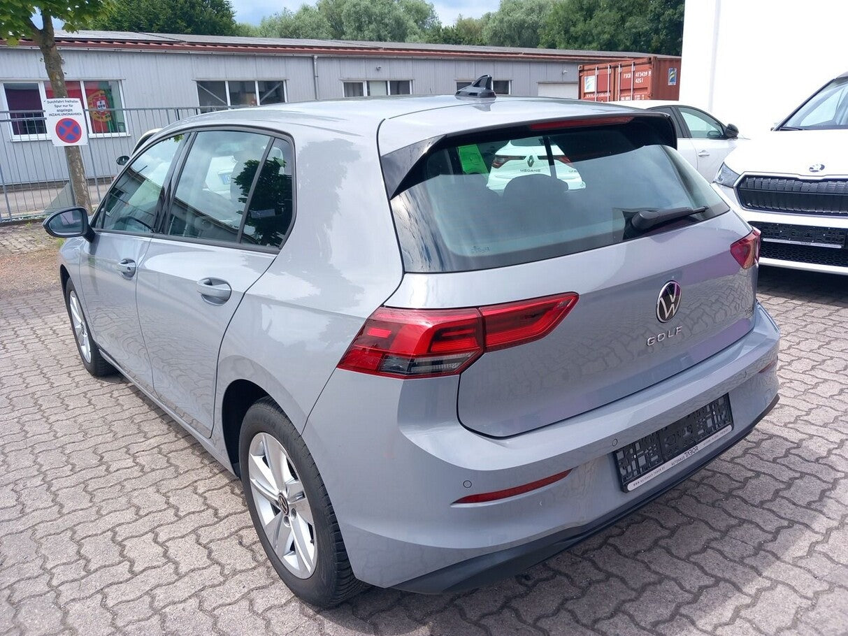 Volkswagen Golf VIII 1.5 TSI 130 Life LED AppC SHZ ACC DigC 129028730 3