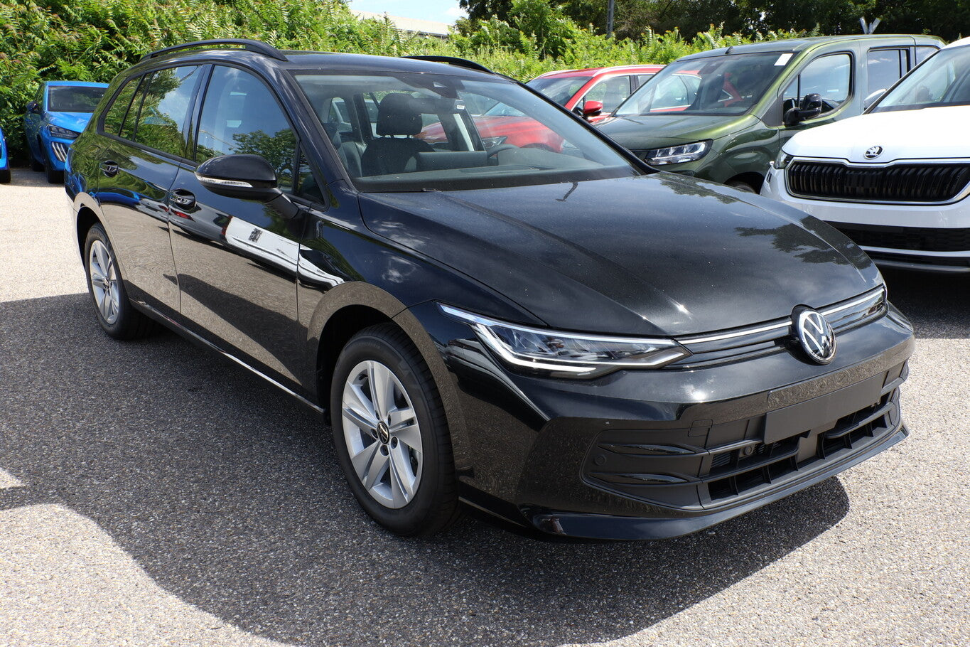 Volkswagen Golf 8 Var. TSI 116 FACELIFT KAM SHZ R2D DigCo+ 84774824 1