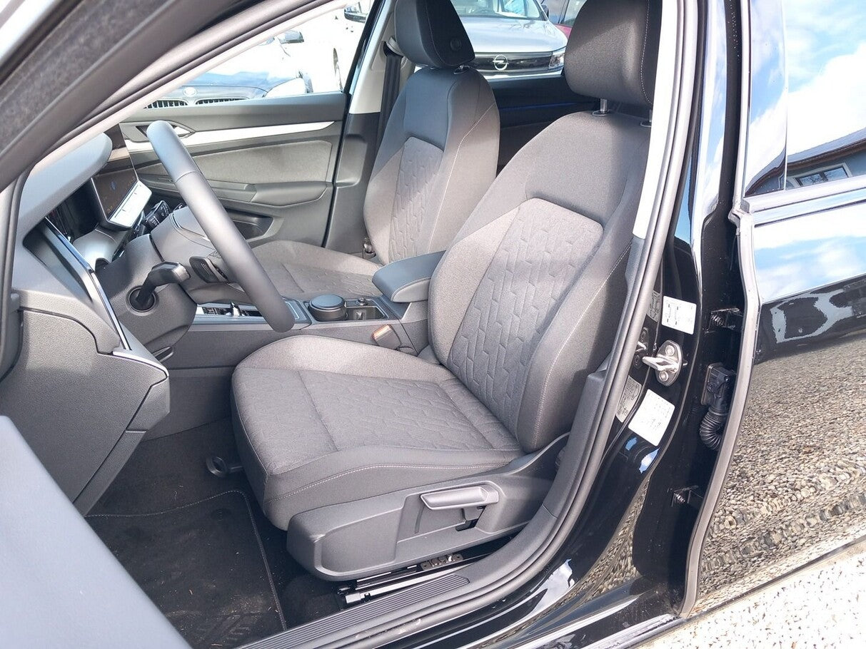 Volkswagen Golf 8 2.0 TDI 150 DSG LED+ Ready2D 3ZClim SHZ 116872869 8