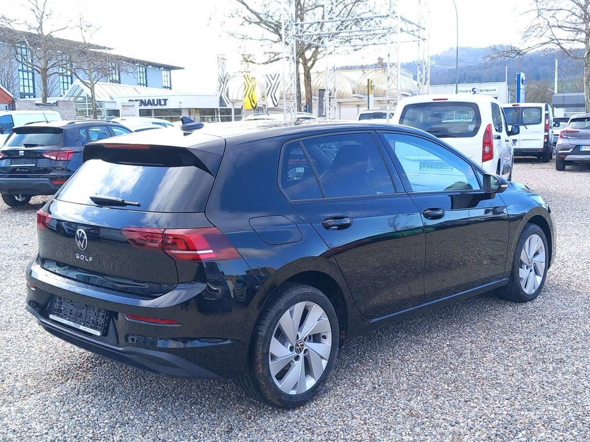 Volkswagen Golf 8 2.0 TDI 150 DSG LED+ Ready2D 3ZClim SHZ 116872869 3