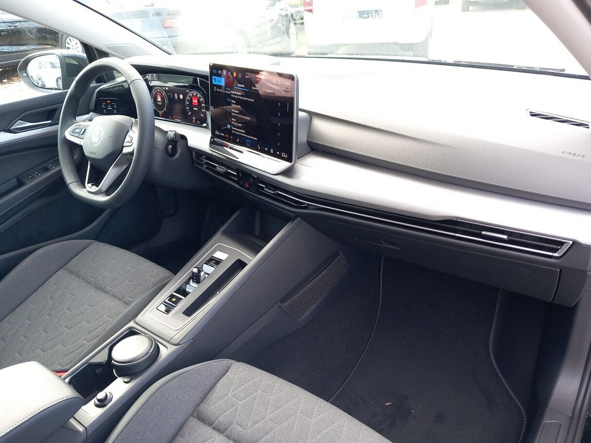 Volkswagen Golf 8 2.0 TDI 150 DSG LED+ Ready2D 3ZClim SHZ 116872869 5
