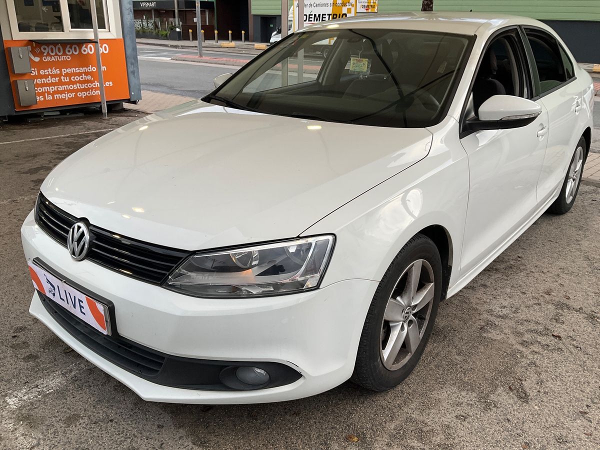 Frontal izquierda